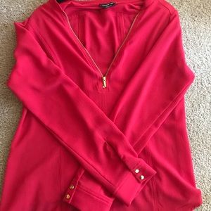 Beautiful Bebe blouse perfect for any occasion!